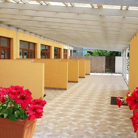 Resting House Hotel Brasov Exterior photo