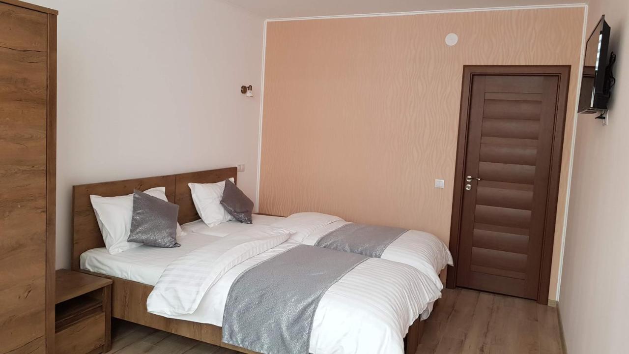 Resting House Hotel Brasov Exterior photo